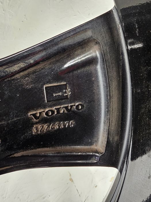 Felga Volvo XC40 5x108 19" 7,5J ET50,5