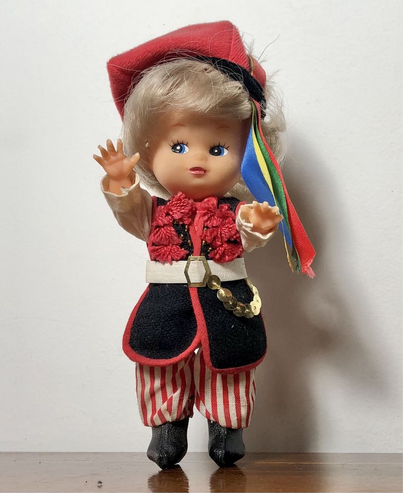 Retro figurka Krakowiak w stroju ludowym Cepelia PRL vintage zabawka