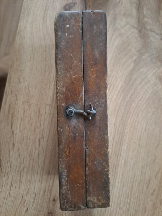 Odważniki  mosiężne  stare