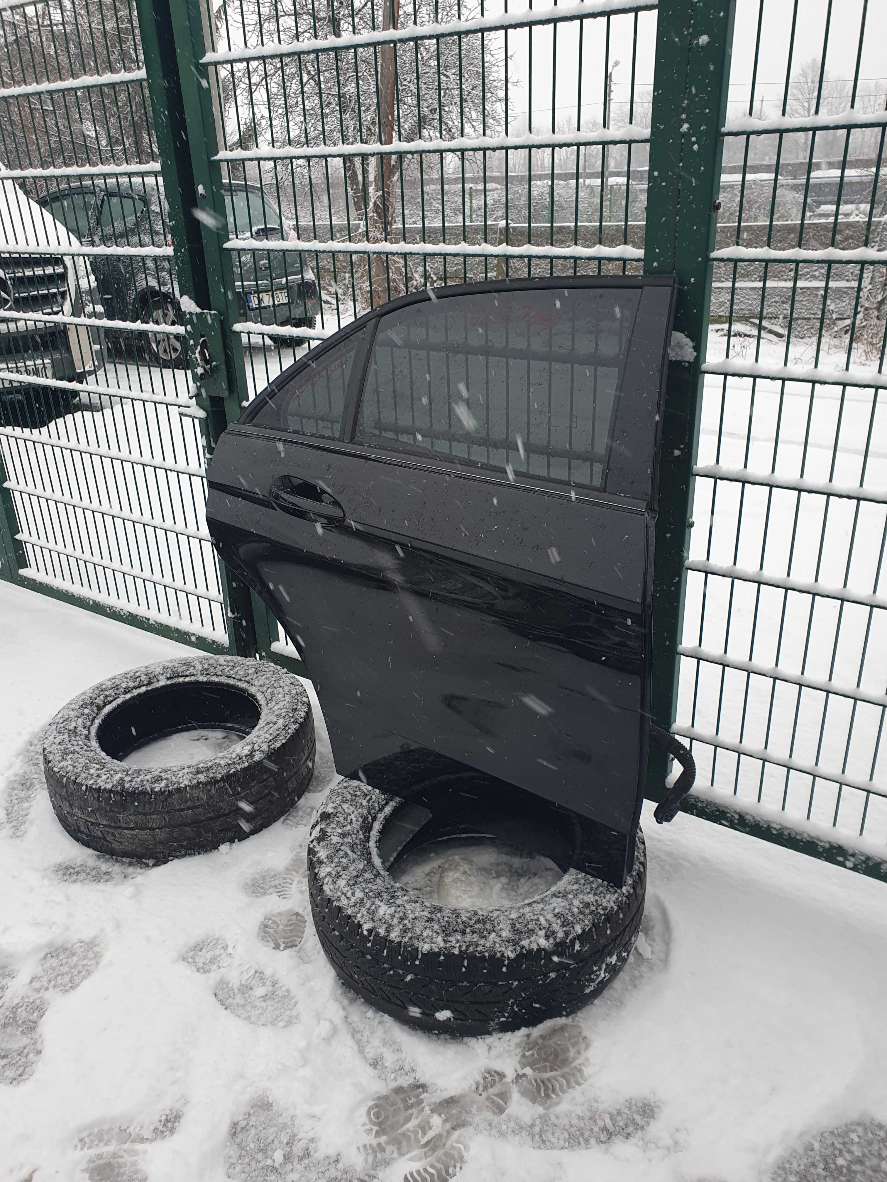 Drzwi prawe przód tyl mercedes e klasa w212