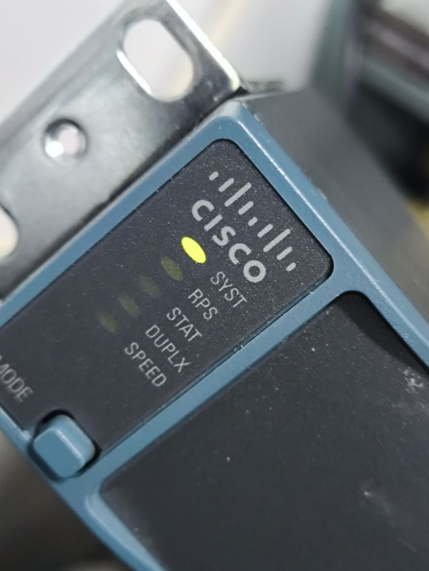 Cisco Catalyst WS-C2960+24TC-L