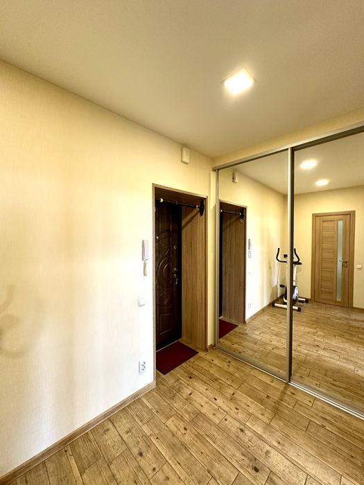 Продаж 1к новобудови на Миру