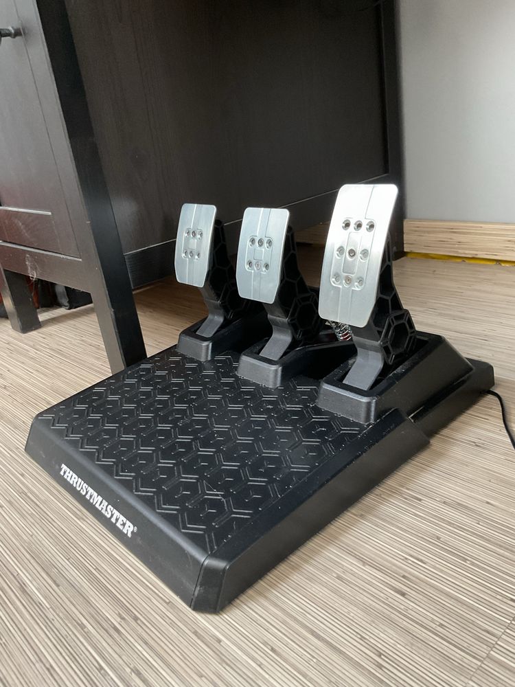 Kierownica Thrustmaster T248 z pedałami + THRUSTMASTER TH8S Shifter
