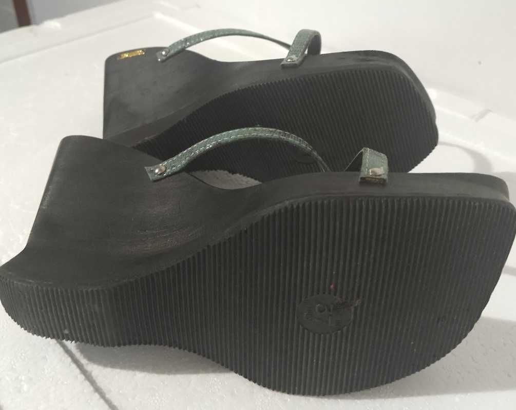 Sapatos da marca Zoccoli