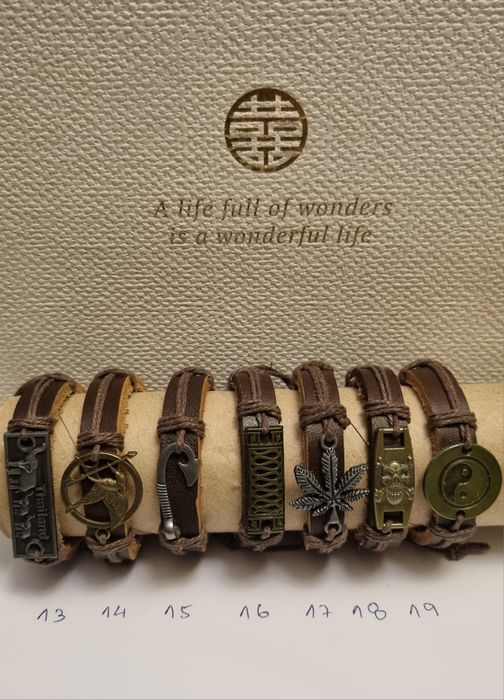 Pulseiras de Couro Castanhas Ajustáveis