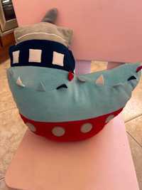Подушка дитяча у вигляді корабля