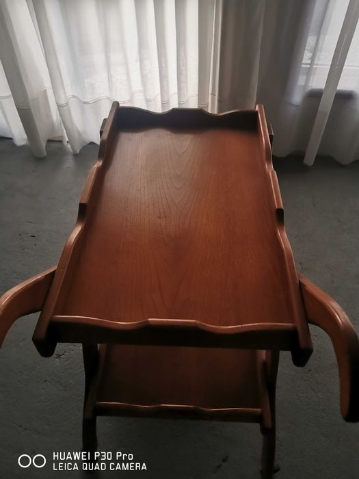 carrinho de chá em madeira