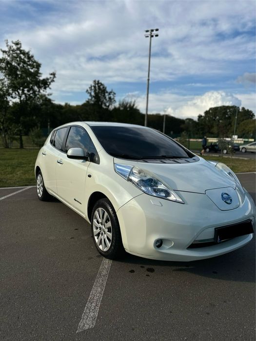 Nissan Leaf 24kw їде 110-120км 9палок! Ціна до 25.10