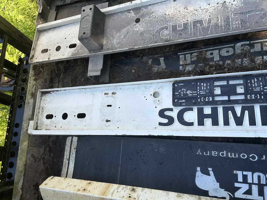 Zderzaki do naczepy schmitz,blacha lampy