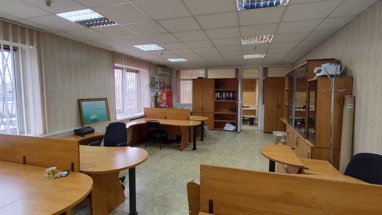 Продаж окремої офісної будівлі пр-т Б. Хмельницького 38а / вул.Титова