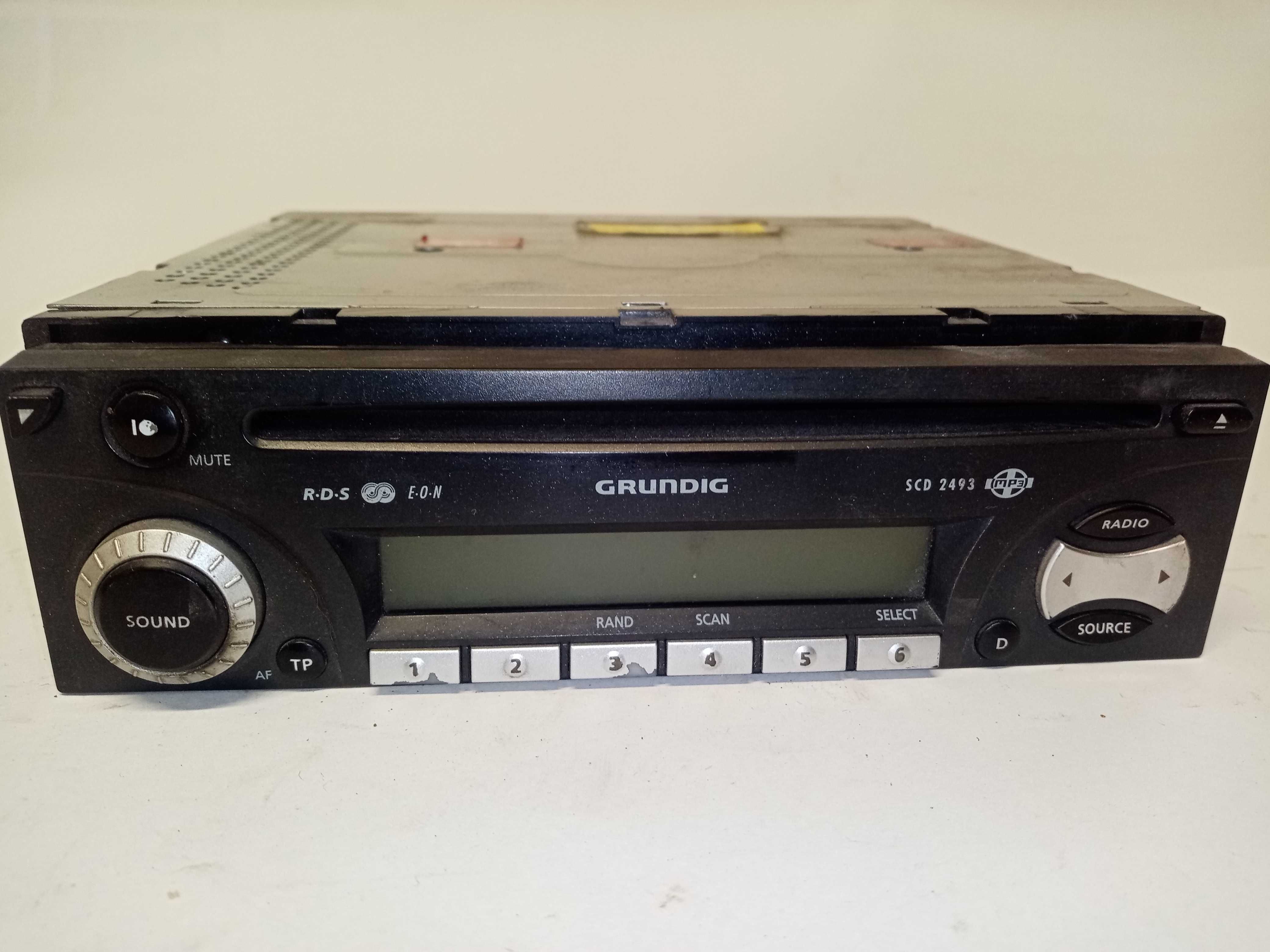 Radio samochodowe Grundig SCD 2493