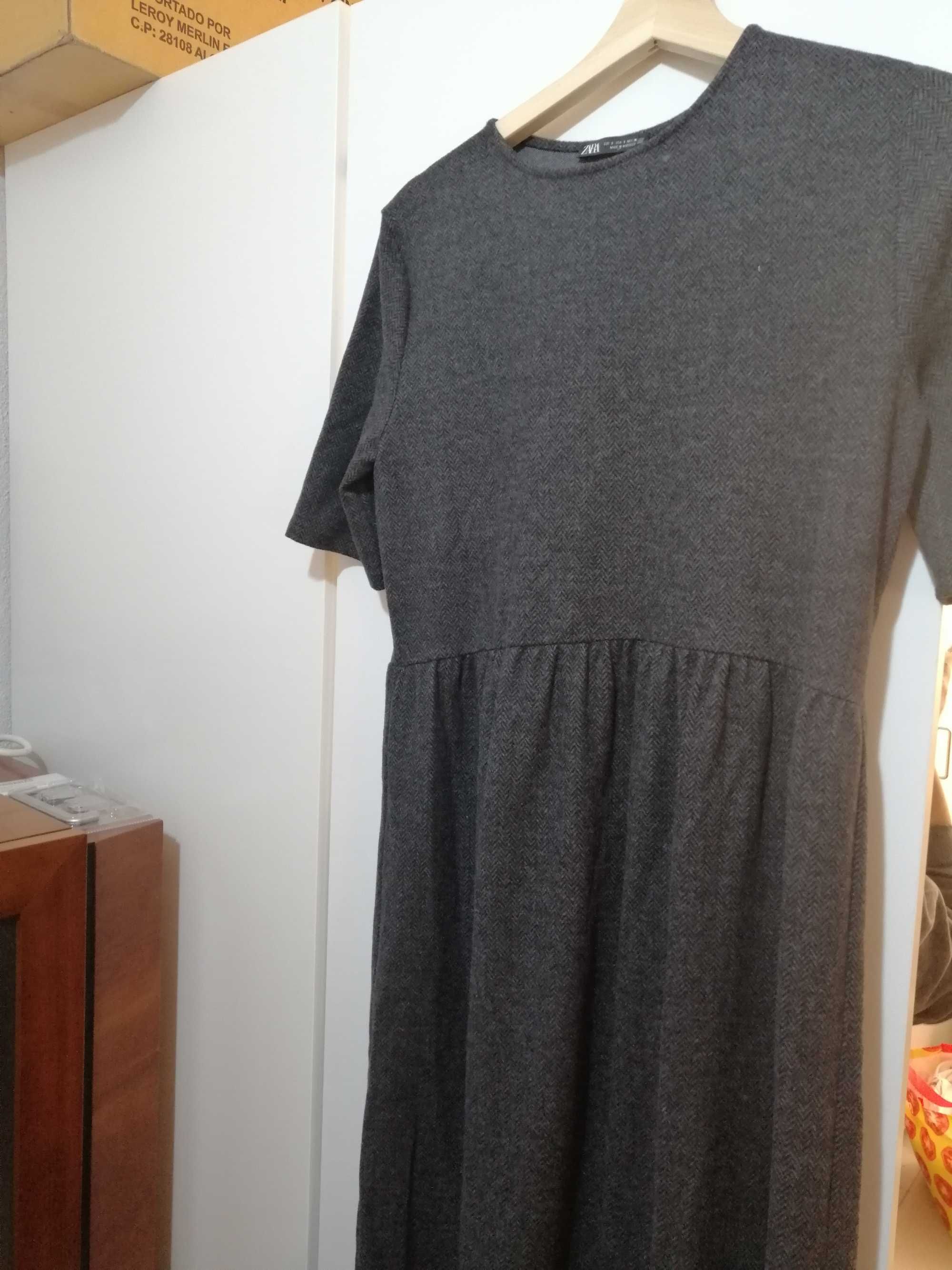 Vestido cinza mesclado da zara novo