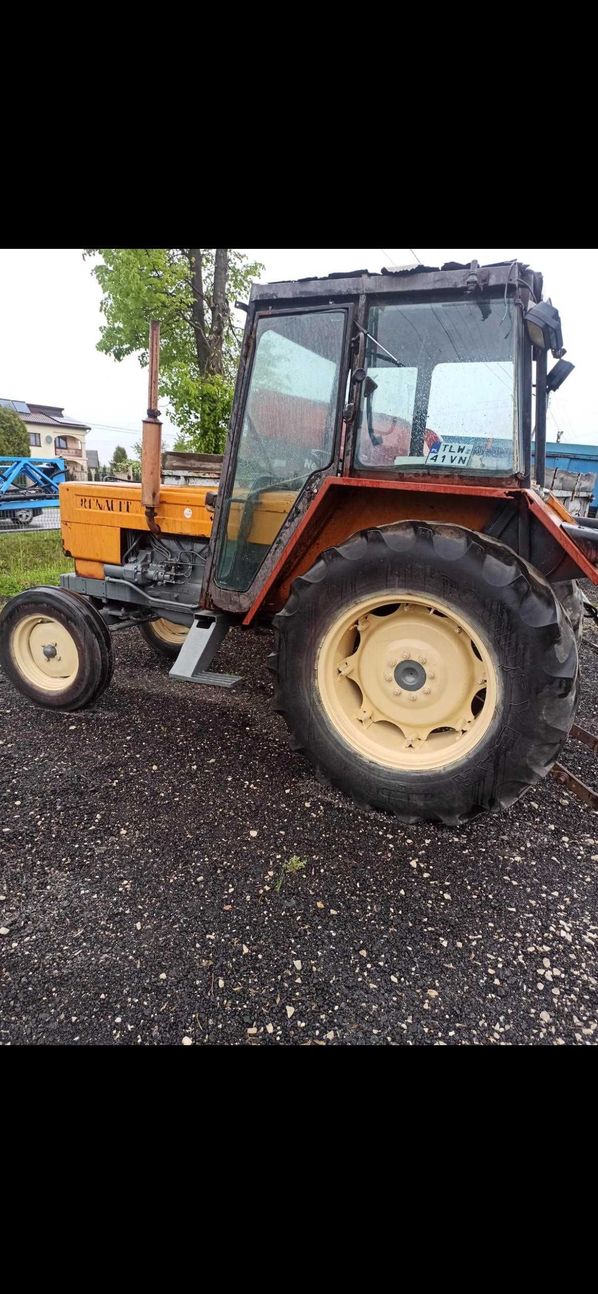 Traktor ciągnik Renault 681 S zarejestrowany