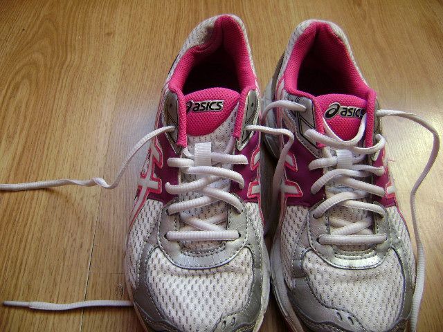 Buty Asics biale rozmiar 40