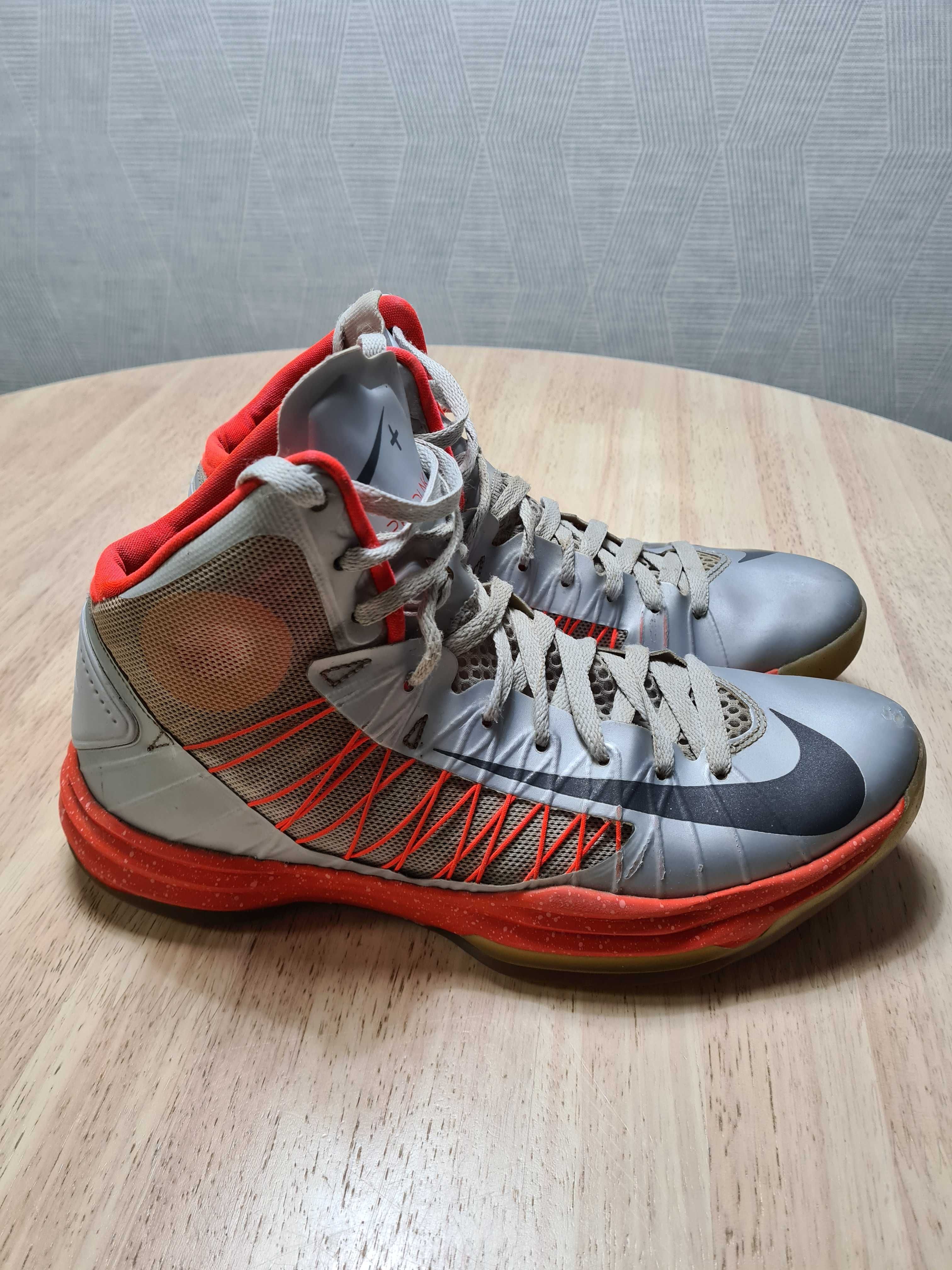 Nike Hyperdunk 2012, Rozmiar 44