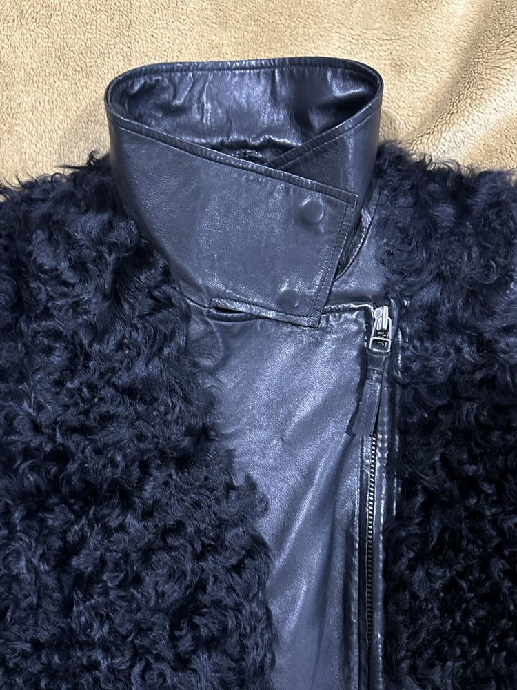 Шкіряна жіноча куртка Mackage з хутром