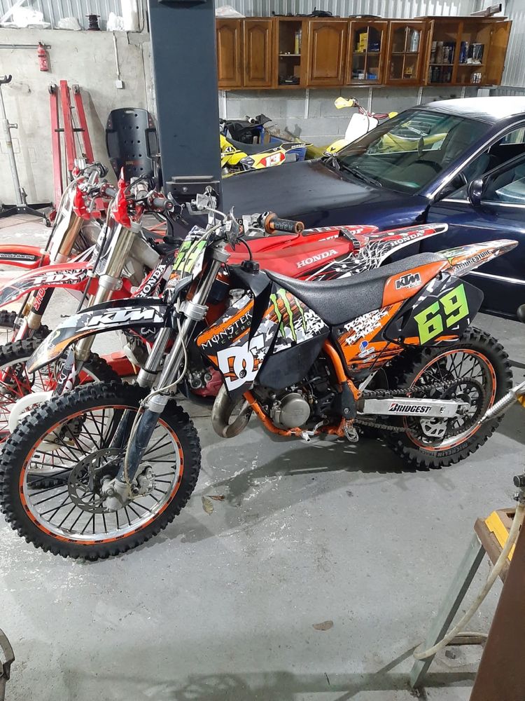 Vendo Ktm 125 a andar muito bem com bastante força