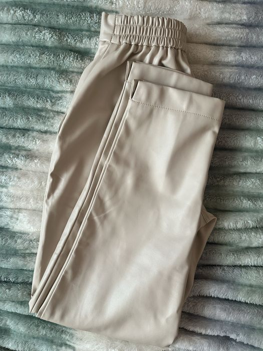 Шкіряні штани жіночі Vloria