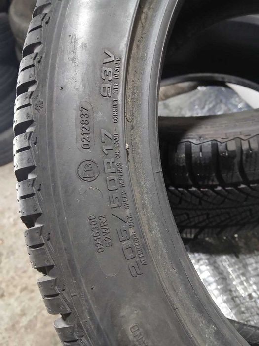 Шини Goodyear 205/50R17. 2шт. Зима 2024р. (0630)
