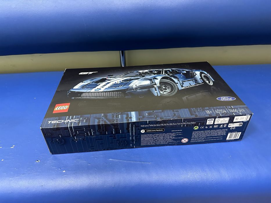 Авто-конструктор LEGO Technic Ford GT 2022 (42154)