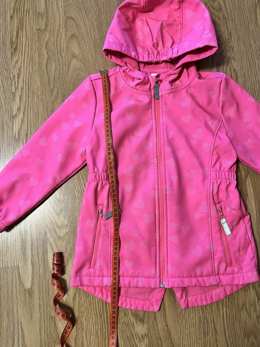 Курточка на дівчинку 110