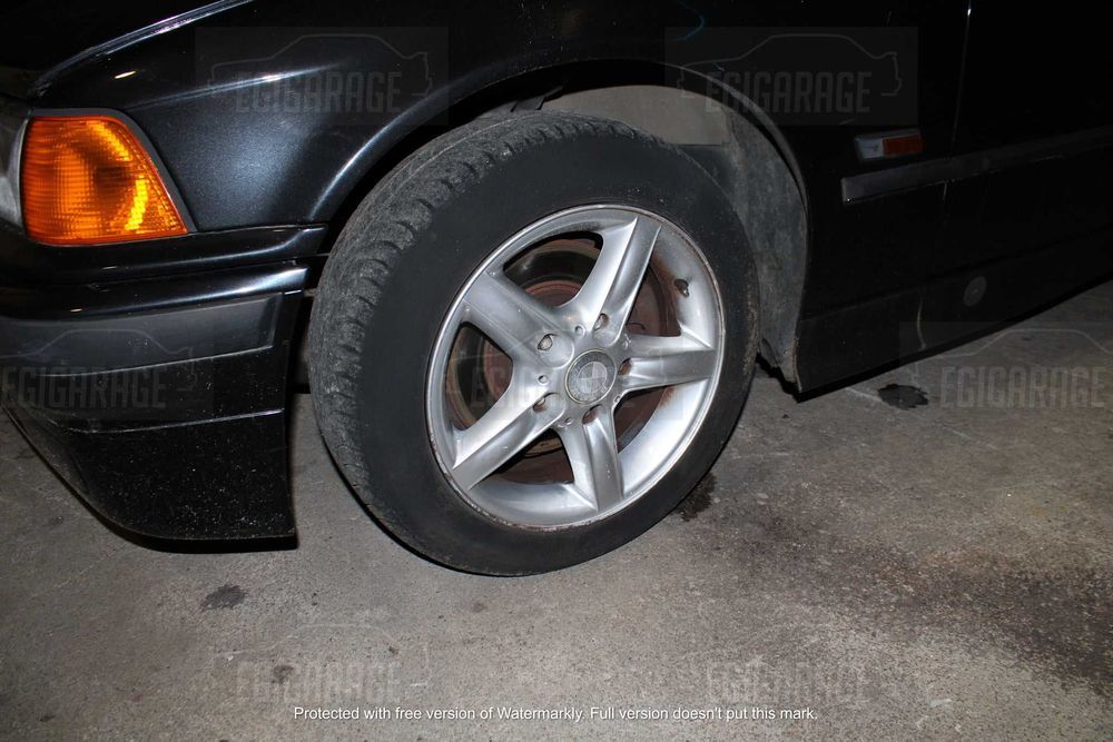 BMW E36, 318TDS _ Para Peças