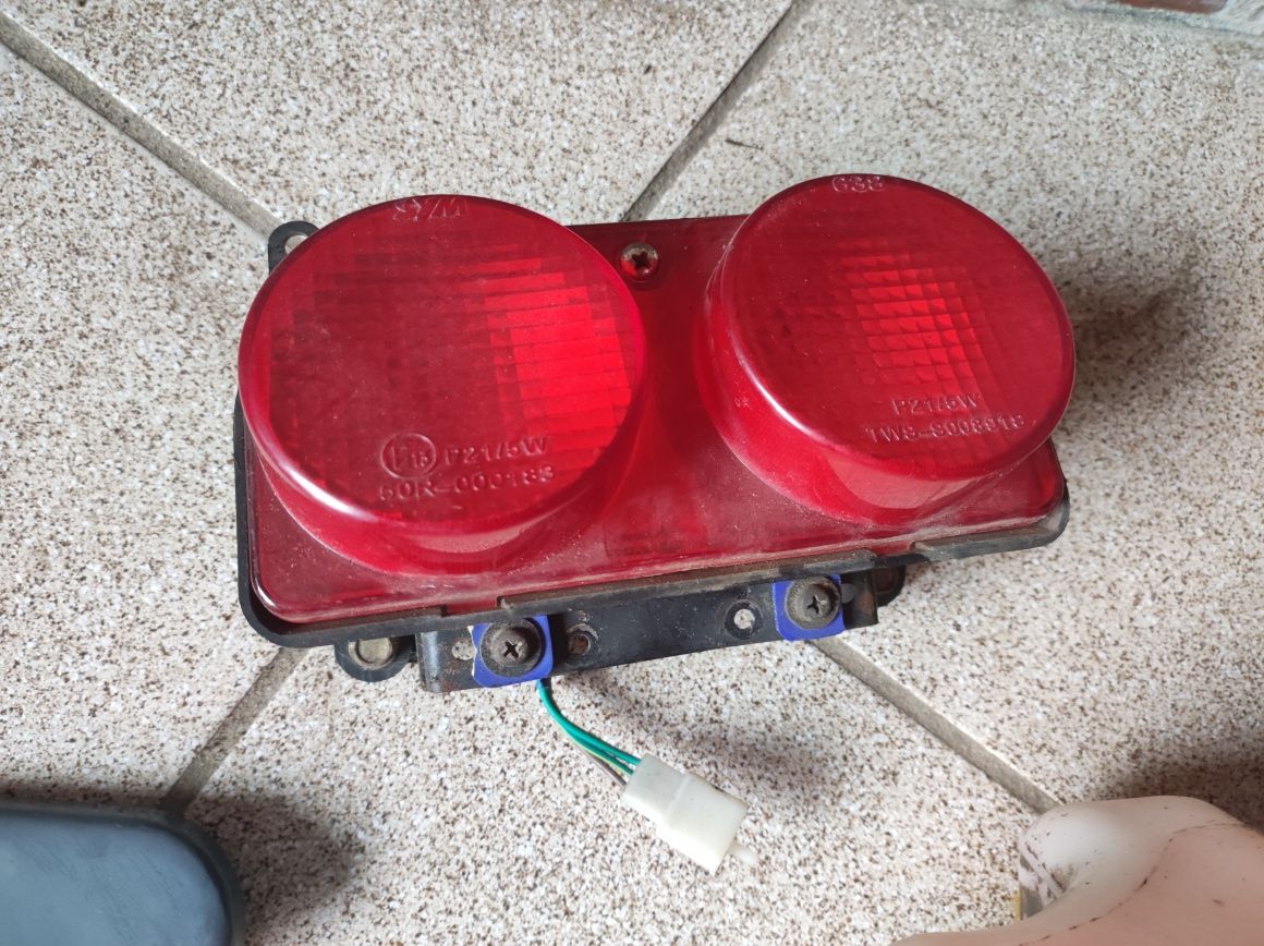 lampa tył tylna SYM  50 skuter na części OEM