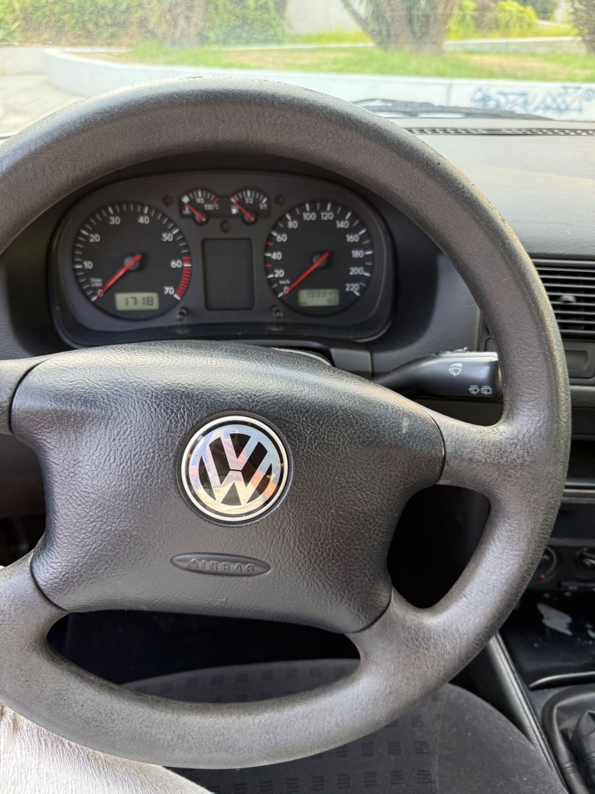 Golf 1.4 ano 2000