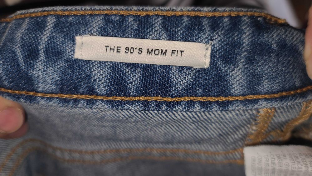 Zara джинси жіночі 40 розмір