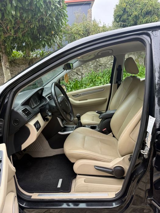 Mercedes-Benz A150 gasolina 95cv NACIONAL