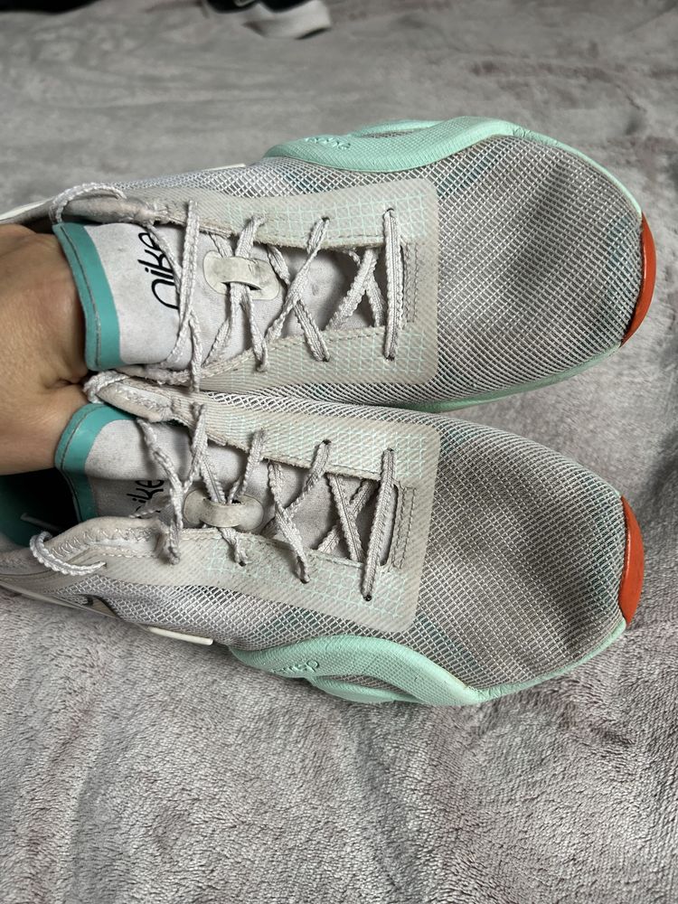 Buty sportowe adidasy Nike Air Zoom Superrep 3 r 40,5