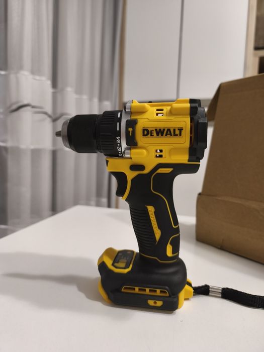 Nowa wiertarko-wkrętarka akumulatorowa DeWalt DCD805