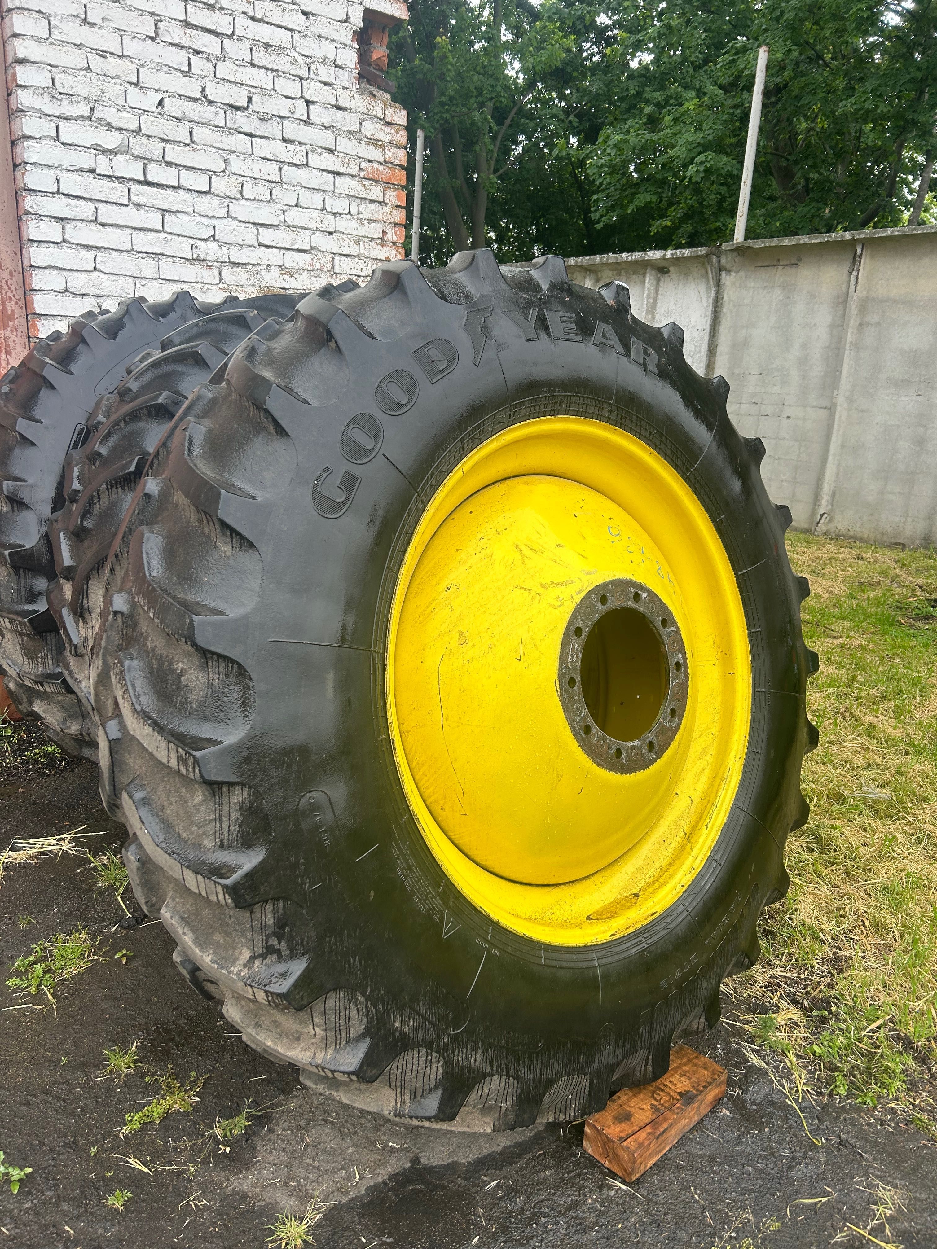 Колеса на комбайн John Deere s670