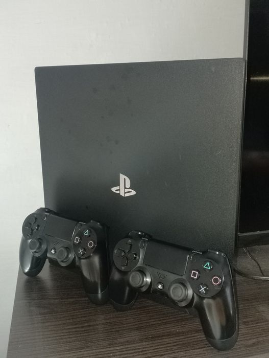 Sony PlayStation Ps 4 pro 1 TB