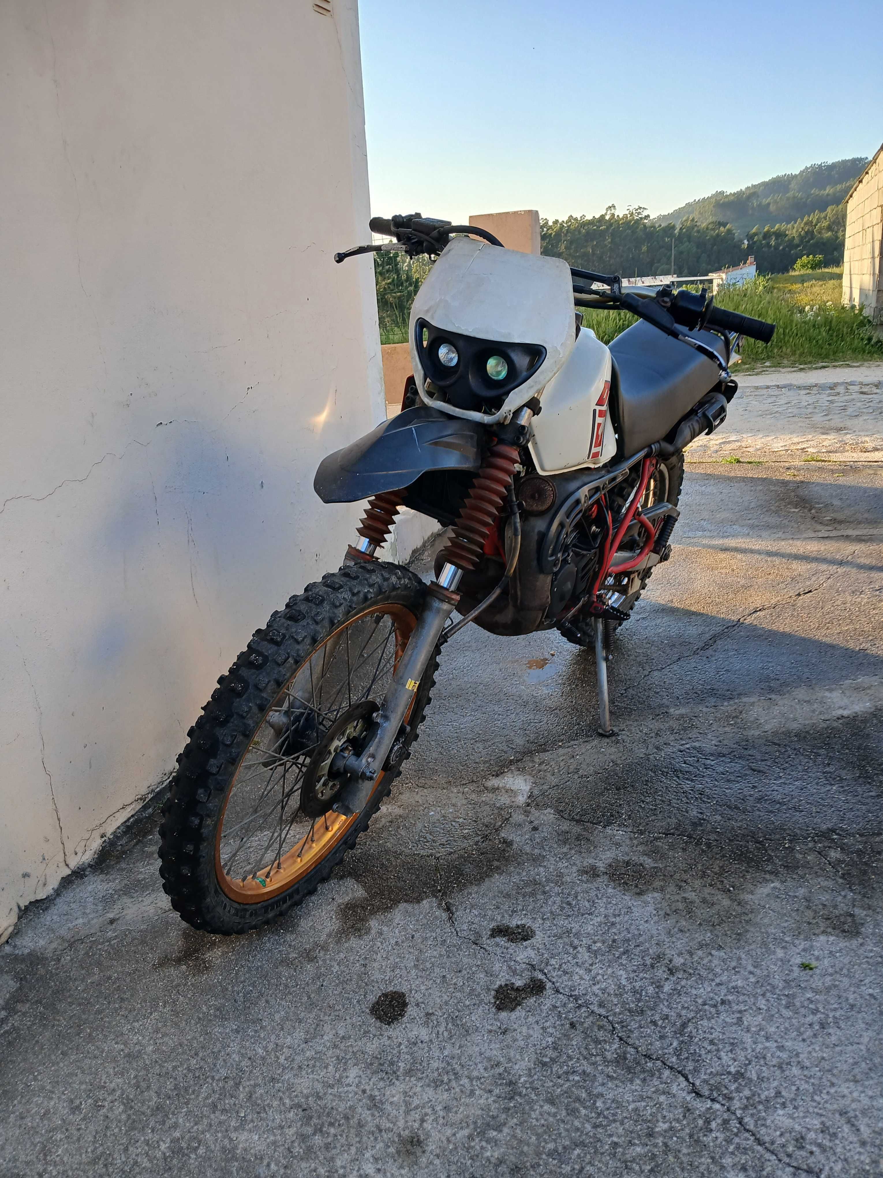 Vendo dt 125 ypvs