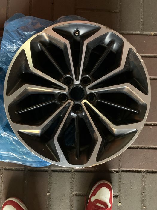 Felga Ford Focus ST line 18 cali 5x108