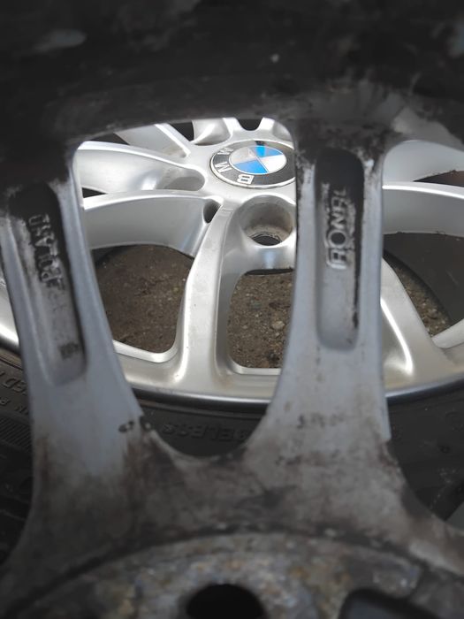 Felgi aluminiowe BMW 5x120 7Jx16 IS40