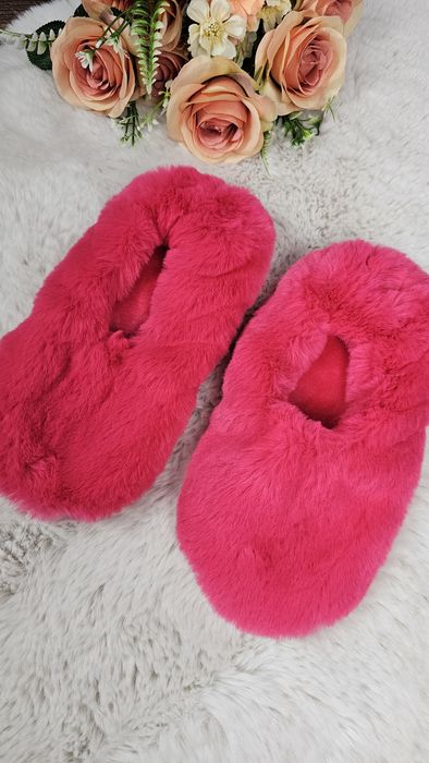 Kapcie damskie wsuwane r 38 24.5 cm ciepłe