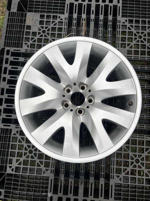 Felga BMW E65 E66 R19 9jx19 5x120 ET24 nie używana