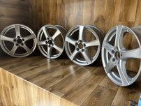 Alufelgi Borbet 17cali  5x112 et49 6,5j stan bdb