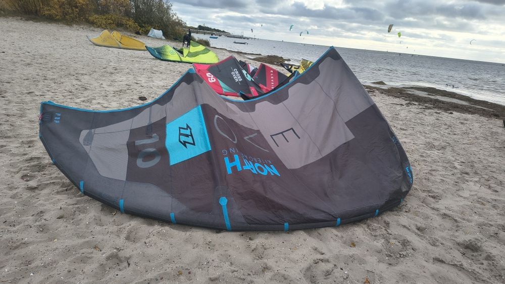 Latawiec Kitesurfing north Evo 10 m - używany