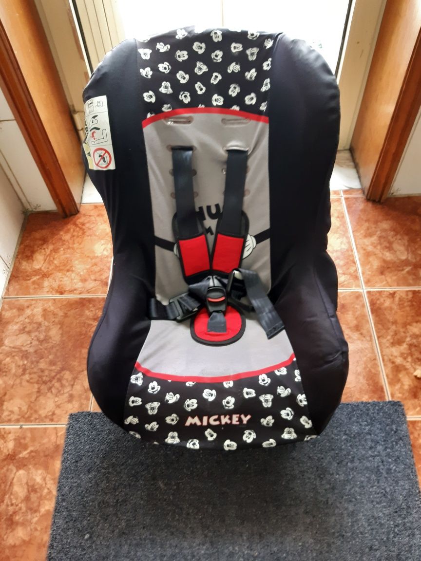 Cadeira auto para crianças