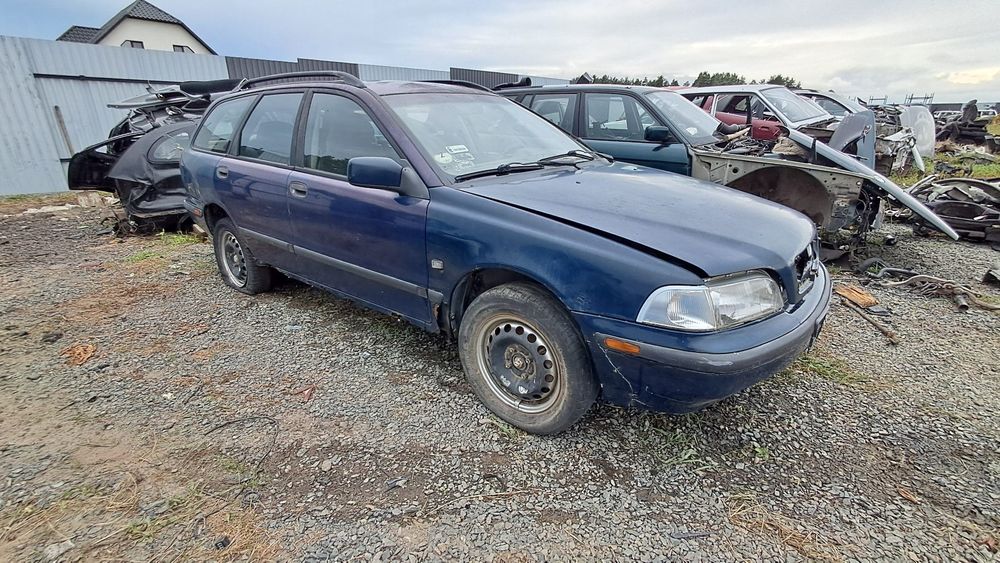 Розборка Volvo V40