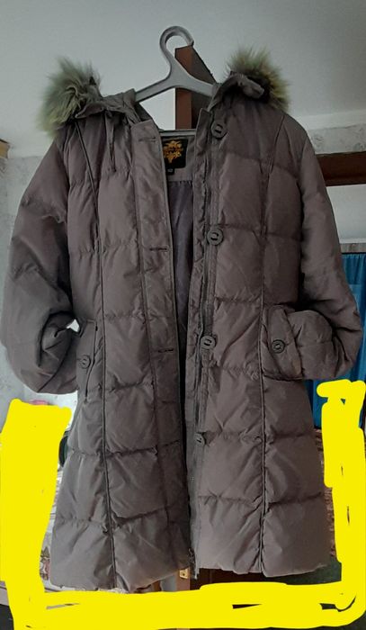 Зимове пальто на пуху