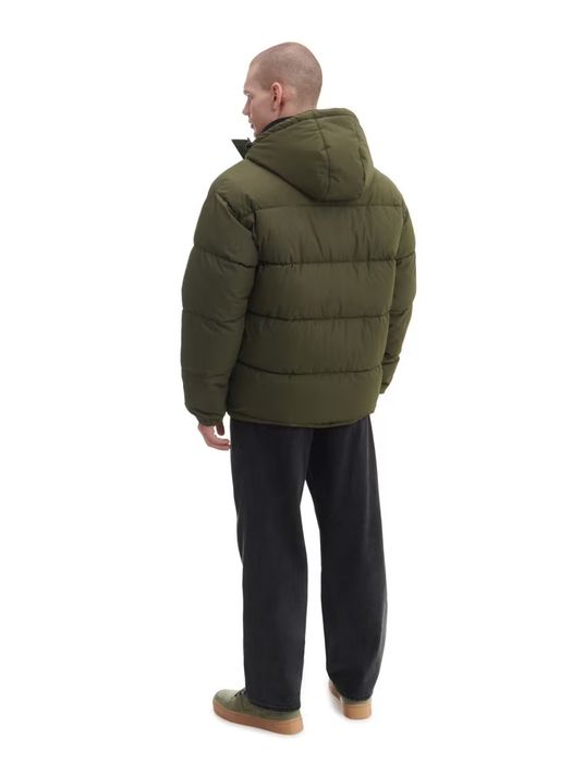 Тёплая, зимняя дутая куртка  р. L. Новые!