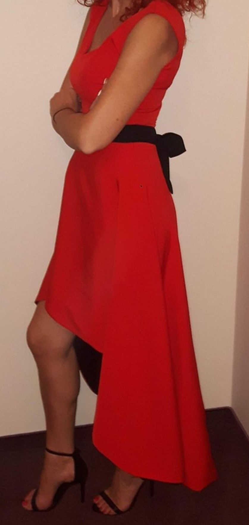 Czerwona sukienka na wesele XS-S