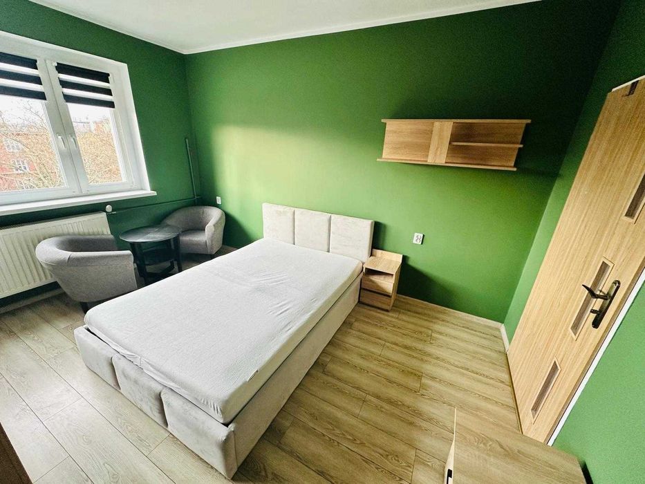 Duży pokój Hallera 43, Wrocław