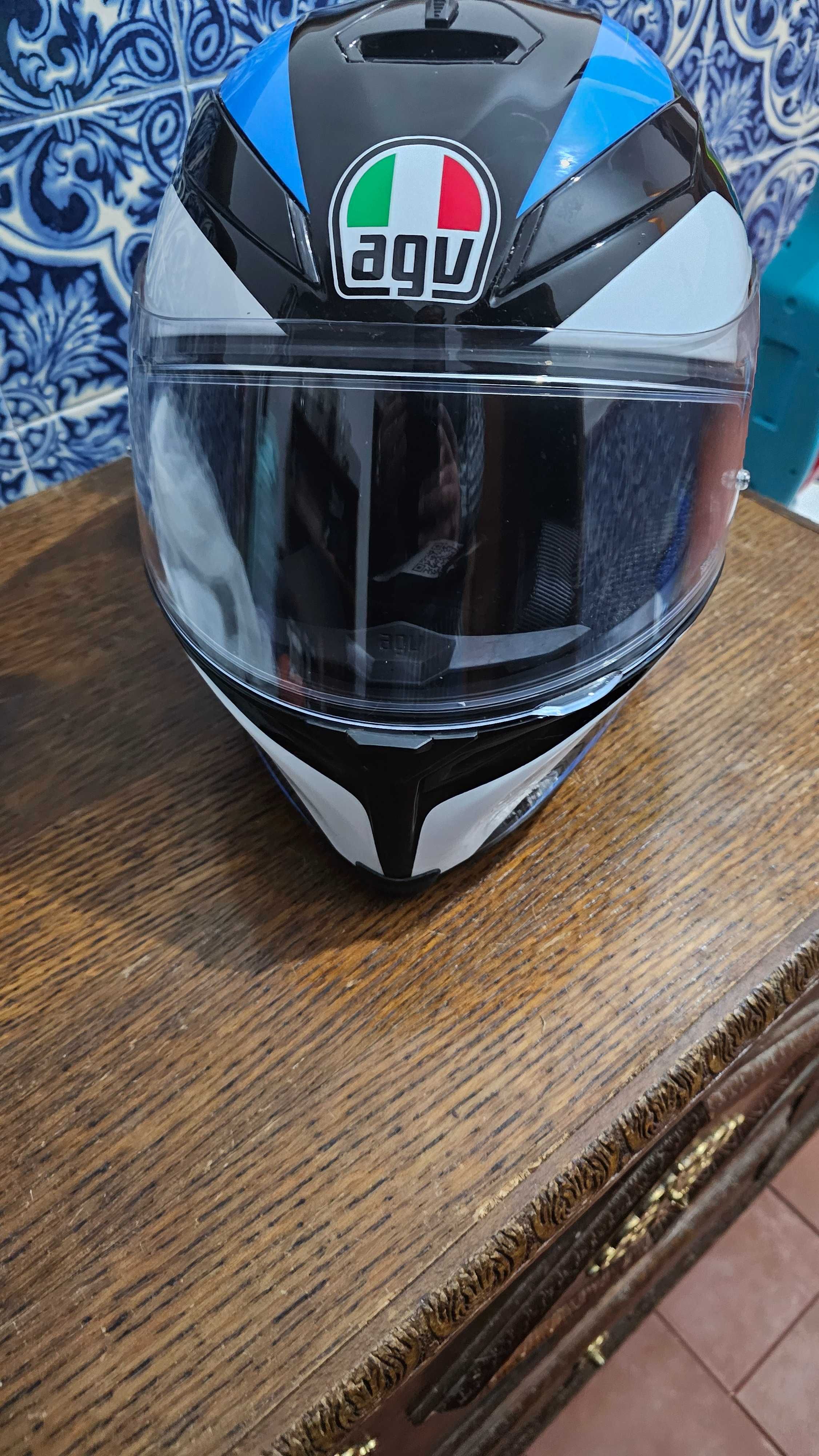 Capacete Agv K5S sem riscos ou marcas