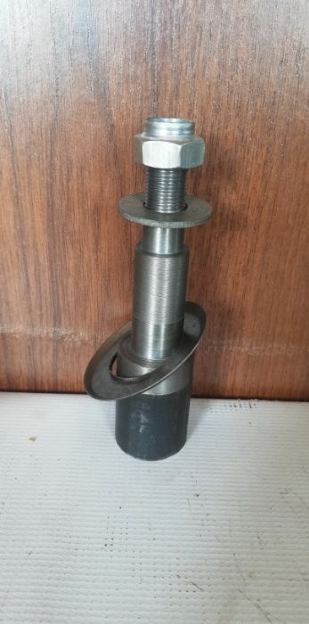 Цапфа (оська) для ступицы ВАЗ 2101, ВА3 2108 на прицеп