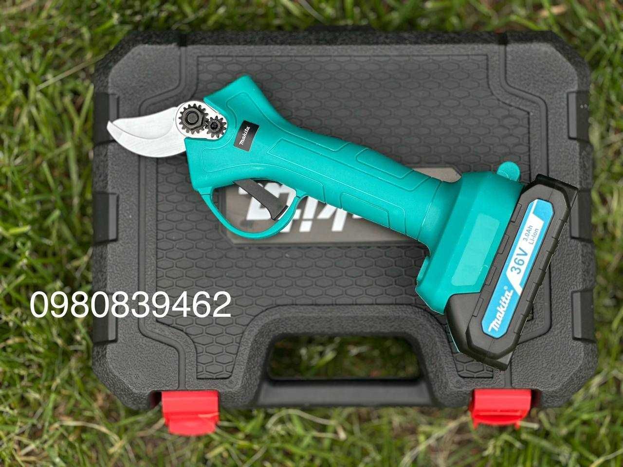 Секатор аккумуляторный для садовых работ в кейсе Makita 36V ножницы